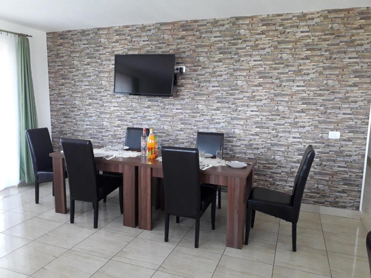 Vila Aloman Sebeş Esterno foto